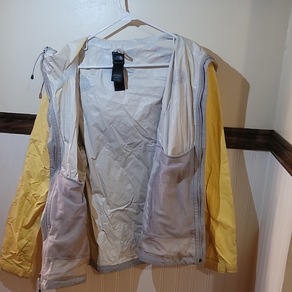 The North Face Yellow and Gray Utility Jacket - Picture 6 of 7